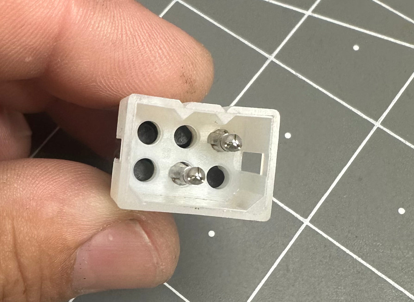 2024+ KTM/ Husqvarna/ Gas Gas headlight always ON connector
